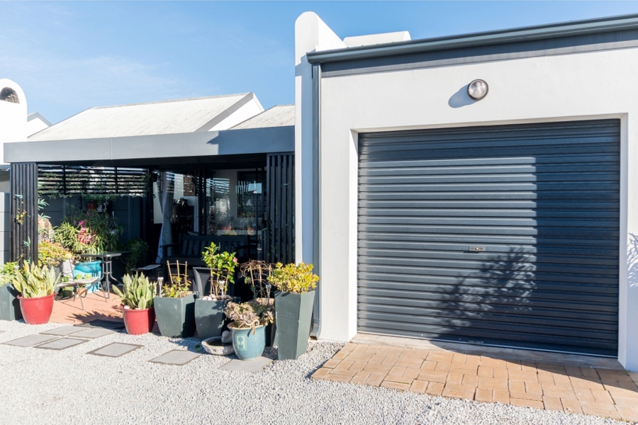 2 Bedroom Property for Sale in Velddrif Western Cape